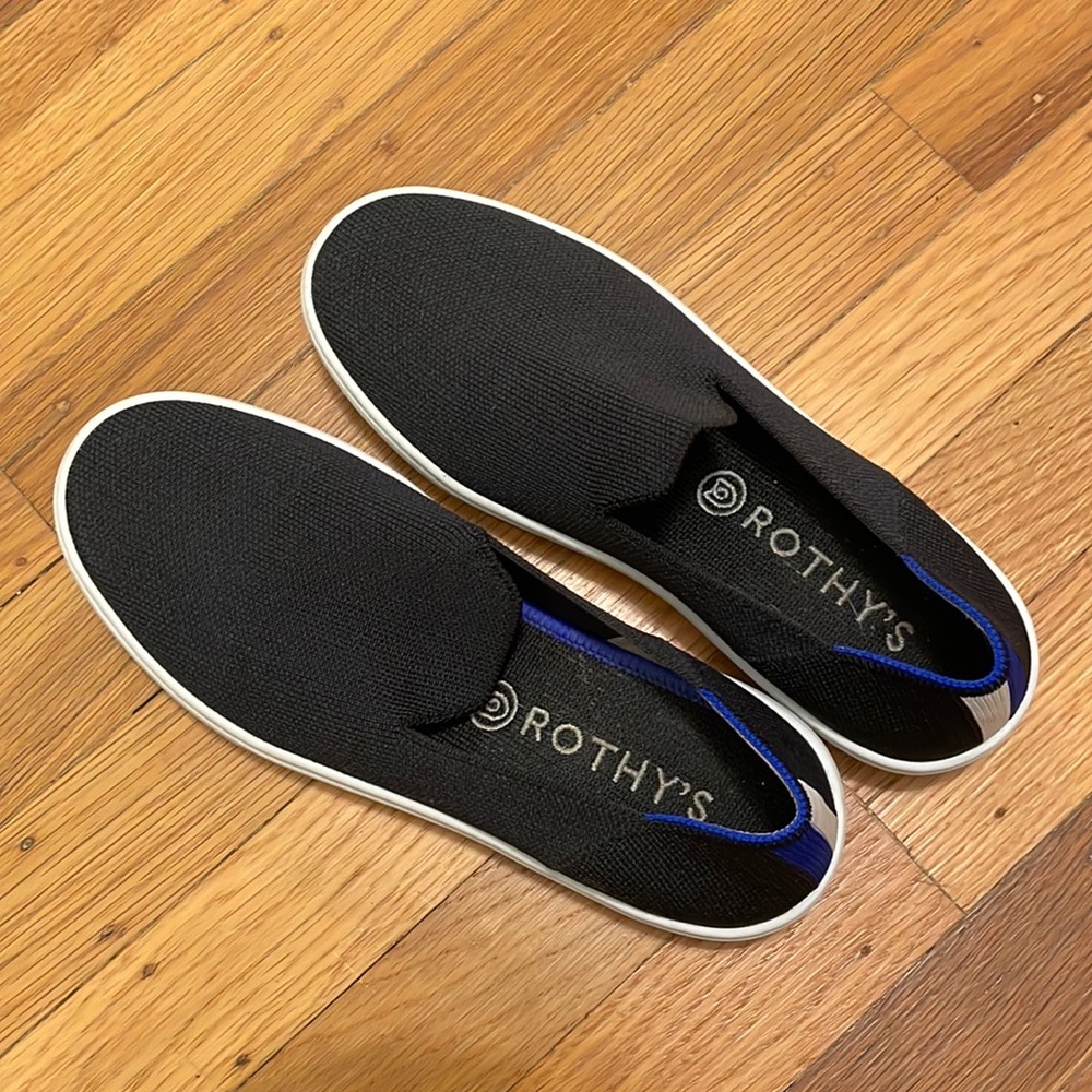 Size 6 Rothy’s “The Sneaker” in black, worn 3 times.